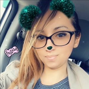 Meet your Posher, Kelli